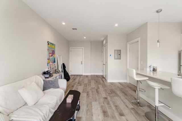 1457 Tremont St 502, Boston, MA 02210