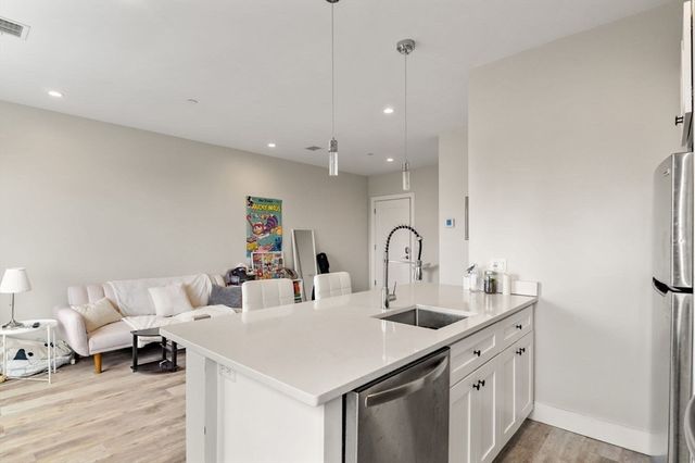 1457 Tremont St 502, Boston, MA 02210