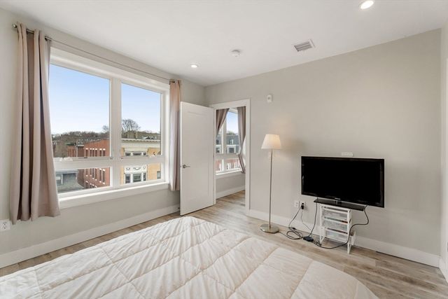 1457 Tremont St 502, Boston, MA 02210