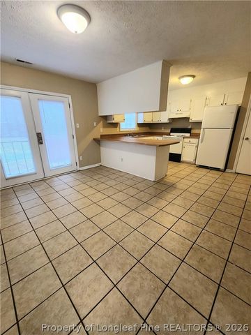 6409 WORTHINGTON Drive, Fayetteville, NC 28304