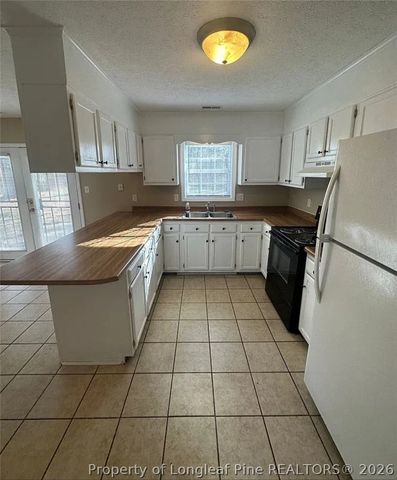 6409 WORTHINGTON Drive, Fayetteville, NC 28304