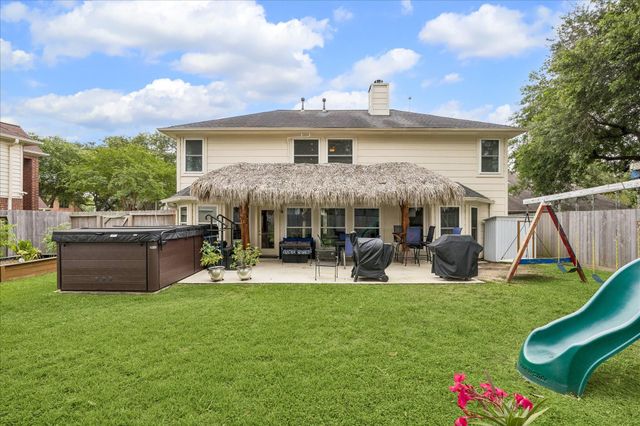 1910 Lori Court, Seabrook, TX 77586