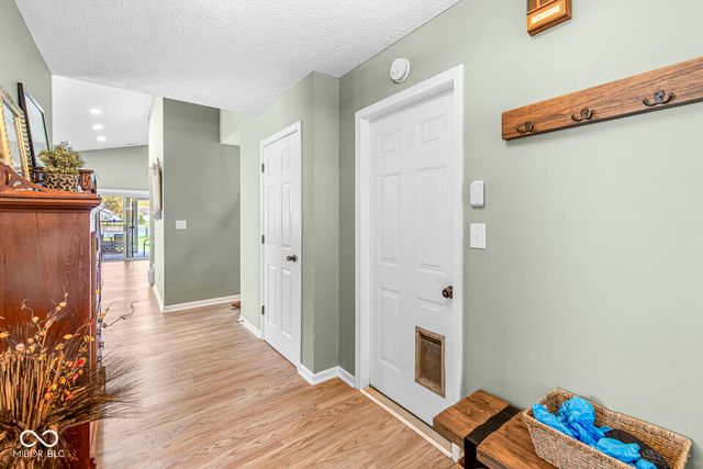 1555 Warren Lake Court, Indianapolis, IN 46229