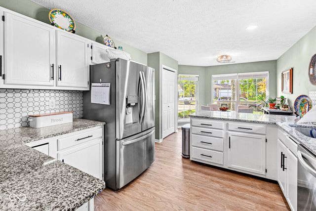 1555 Warren Lake Court, Indianapolis, IN 46229