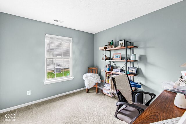 1555 Warren Lake Court, Indianapolis, IN 46229