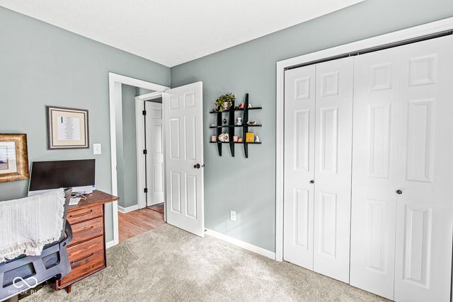 1555 Warren Lake Court, Indianapolis, IN 46229