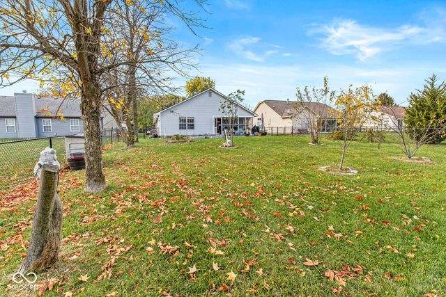 1555 Warren Lake Court, Indianapolis, IN 46229