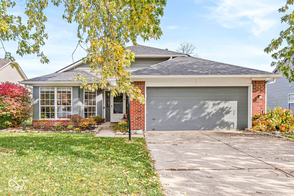 1555 Warren Lake Court, Indianapolis, IN 46229