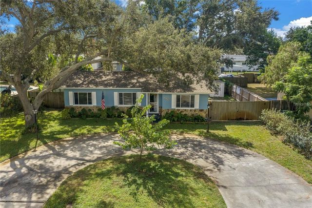 6144 2ND AVENUE N, St Petersburg, FL 33710