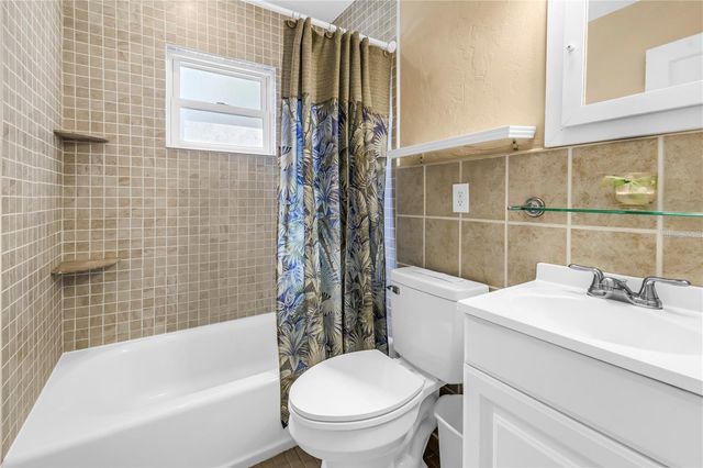 6144 2ND AVENUE N, St Petersburg, FL 33710