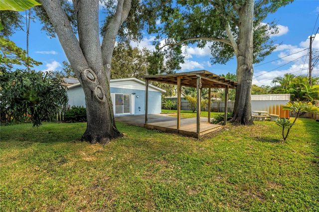 6144 2ND AVENUE N, St Petersburg, FL 33710