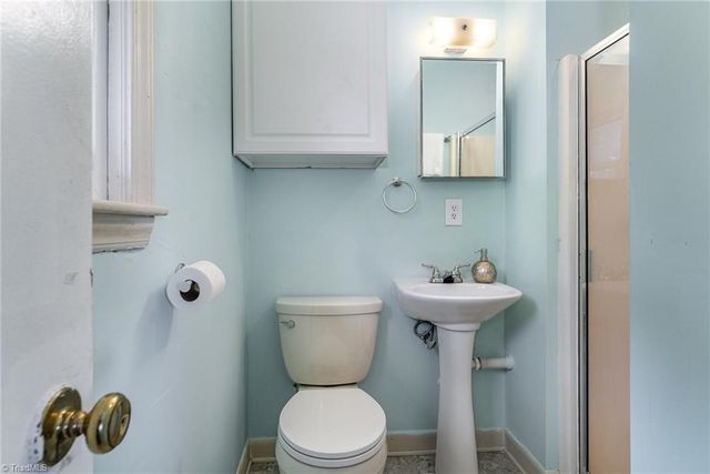 4620 Shattalon Circle, Winston-salem, NC 27106