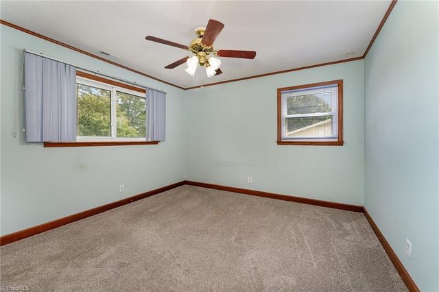 4620 Shattalon Circle, Winston-salem, NC 27106