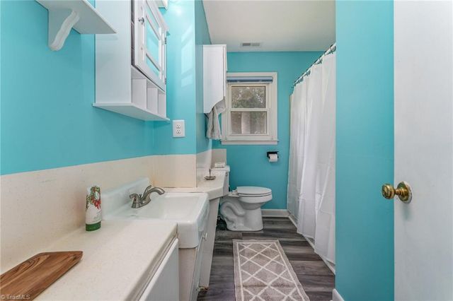 4620 Shattalon Circle, Winston-salem, NC 27106