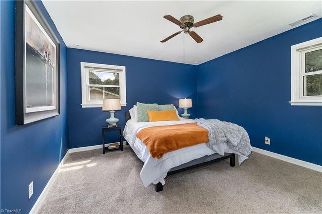 4620 Shattalon Circle, Winston-salem, NC 27106