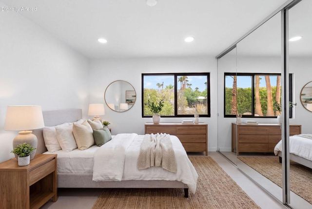 1913 E Amado Road, Palm Springs, CA 92262