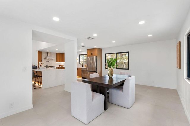 1913 E Amado Road, Palm Springs, CA 92262