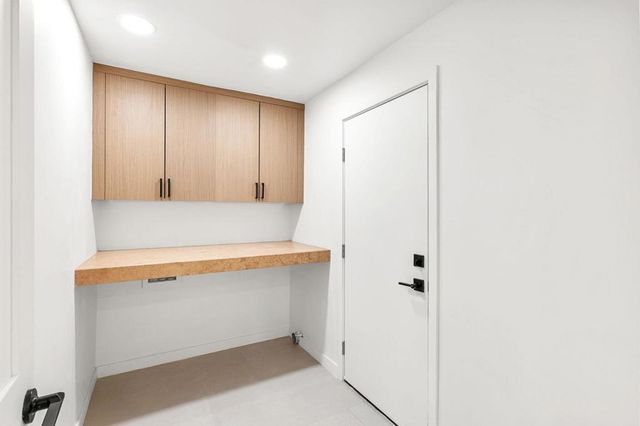 1913 E Amado Road, Palm Springs, CA 92262