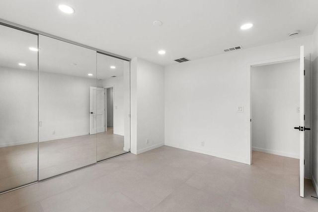 1913 E Amado Road, Palm Springs, CA 92262