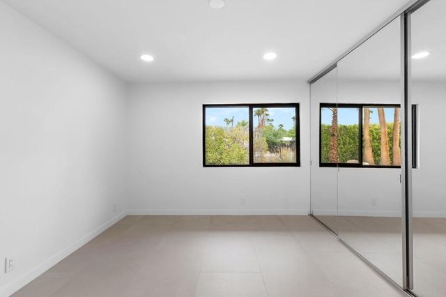 1913 E Amado Road, Palm Springs, CA 92262