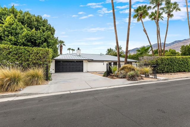 1913 E Amado Road, Palm Springs, CA 92262