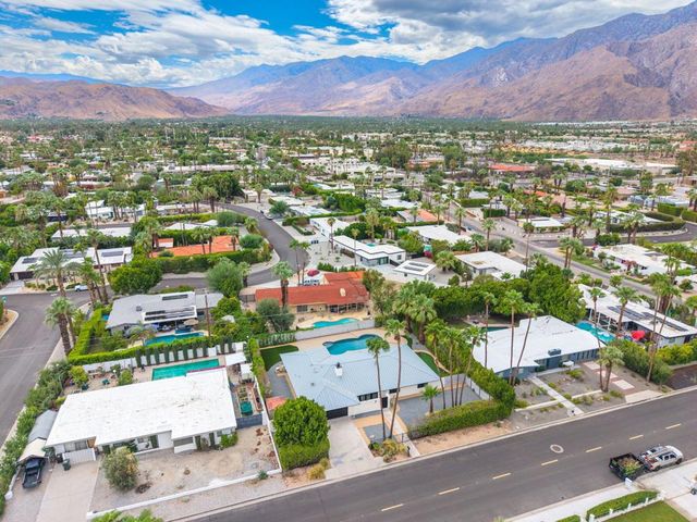 1913 E Amado Road, Palm Springs, CA 92262
