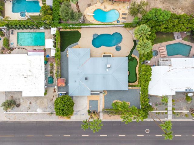 1913 E Amado Road, Palm Springs, CA 92262
