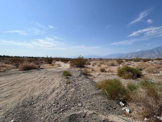 0 Apn 664-140-019, Mission Lakes Boulevard, Desert Hot Springs, CA 92240
