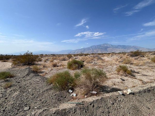 0 Apn 664-140-019, Mission Lakes Boulevard, Desert Hot Springs, CA 92240