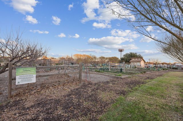 12606 Templeton Trail, Farmers Branch, TX 75234