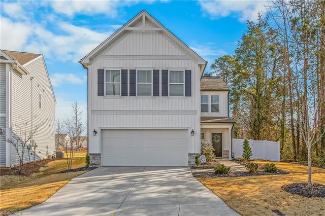 4020 Centerpiece Court, High Point, NC 27265