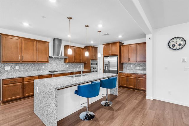 4643 Flagstaff Dr, Folsom, CA 95630