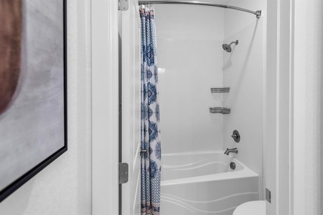 4643 Flagstaff Dr, Folsom, CA 95630