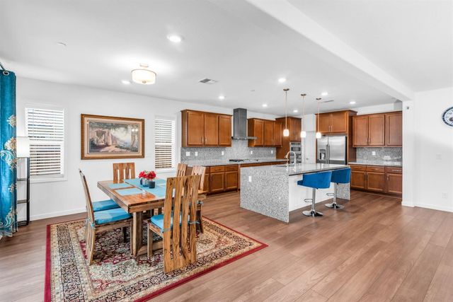 4643 Flagstaff Dr, Folsom, CA 95630