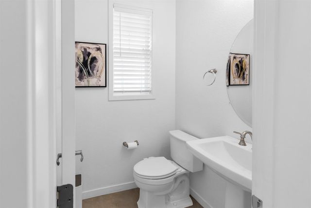 4643 Flagstaff Dr, Folsom, CA 95630