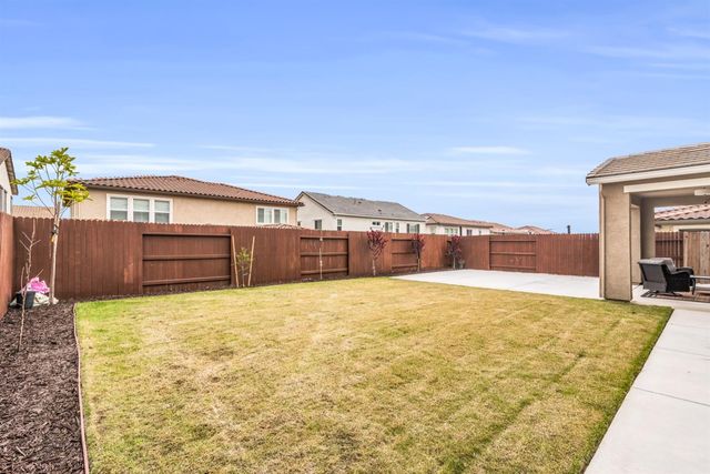 4643 Flagstaff Dr, Folsom, CA 95630