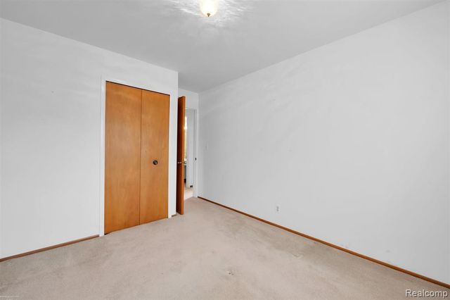 31451 Palomino Drive, Warren, MI 48093