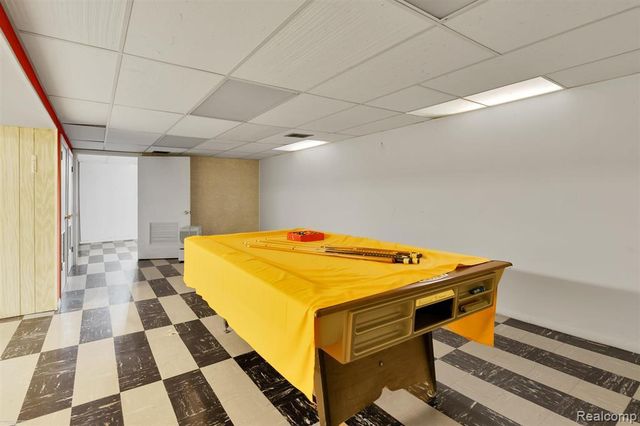 31451 Palomino Drive, Warren, MI 48093