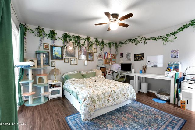 2504 N Ironwood Ridge Drive, Tucson, AZ 85745