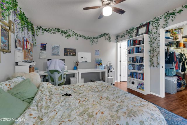 2504 N Ironwood Ridge Drive, Tucson, AZ 85745