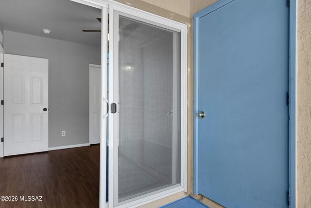 2504 N Ironwood Ridge Drive, Tucson, AZ 85745