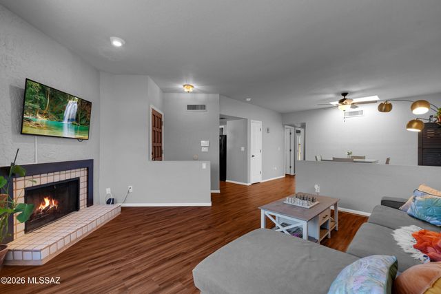 2504 N Ironwood Ridge Drive, Tucson, AZ 85745