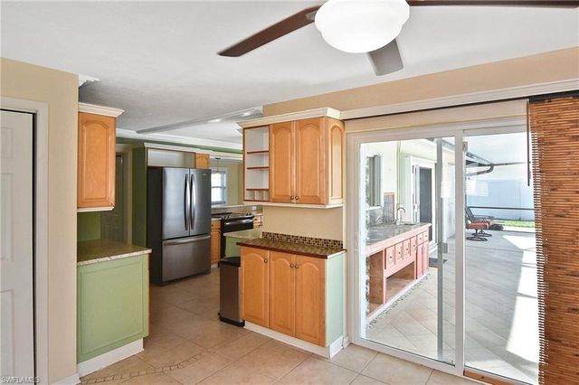 1306 Shelby PKWY, Cape Coral, FL 33904