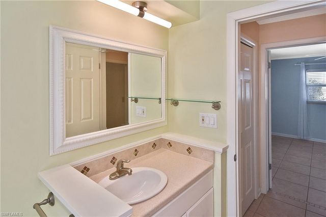 1306 Shelby PKWY, Cape Coral, FL 33904