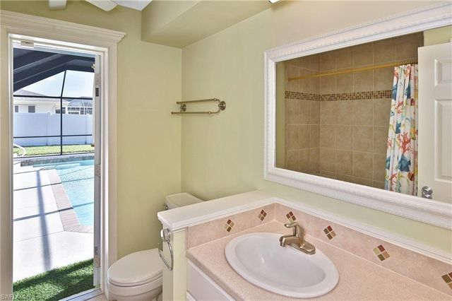 1306 Shelby PKWY, Cape Coral, FL 33904