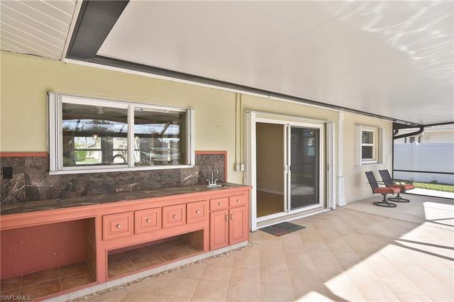 1306 Shelby PKWY, Cape Coral, FL 33904