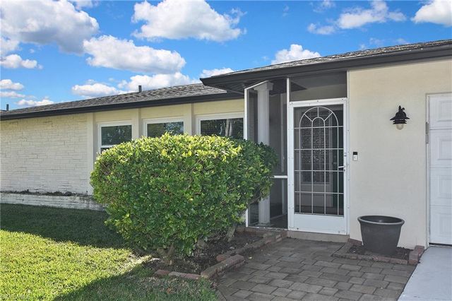 1306 Shelby PKWY, Cape Coral, FL 33904