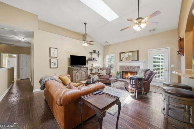 2085 Habersham Marina Road, Cumming, GA 30041