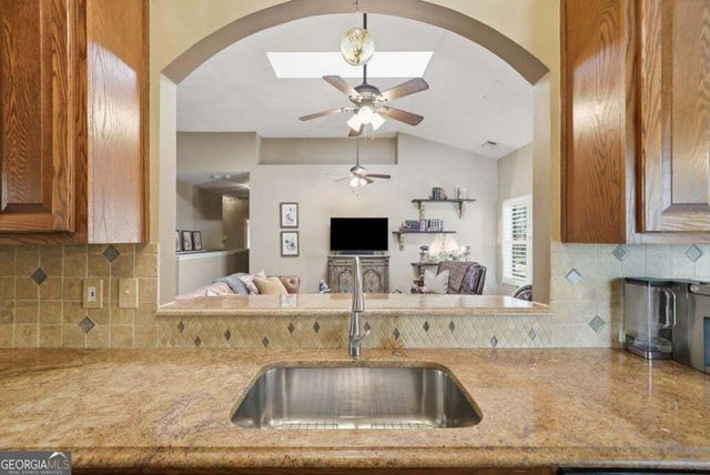 2085 Habersham Marina Road, Cumming, GA 30041