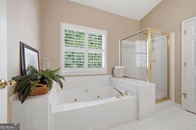 2085 Habersham Marina Road, Cumming, GA 30041